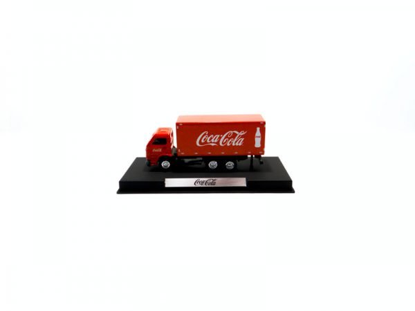 Miniatura de caminhão personalizado, fabricação nacional, Baú de Bebidas truck, cabine VW Worker, personalização Coca-Cola em escala 1:87.