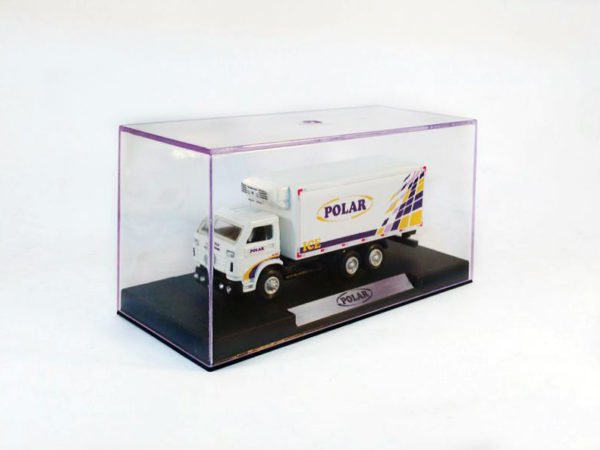Miniatura de caminhão personalizado, fabricação nacional, baú truck frigorífico, cabine VW Worker em escala 1:87 e personalização Polar.