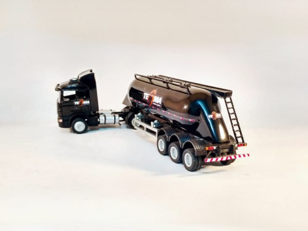 Miniatura de caminhão com silo, cavalo mecânico Scania G380 6×4, personalizada, fabricação nacional, personalização Tegma, em escala 1:50