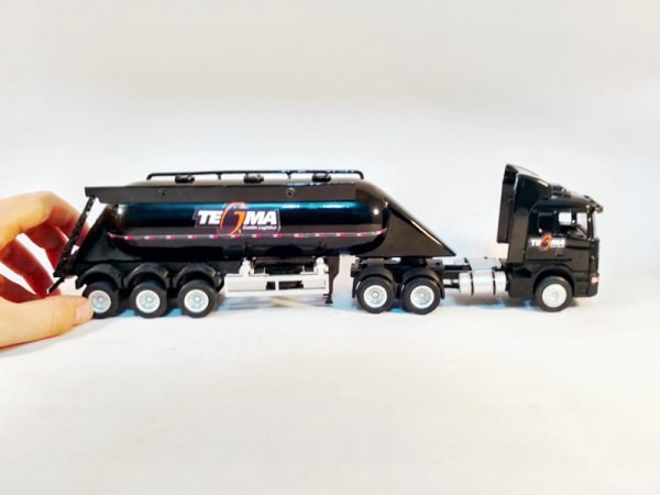 Miniatura de caminhão com silo, cavalo mecânico Scania G380 6×4, personalizada, fabricação nacional, personalização Tegma, em escala 1:50