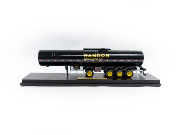 Miniatura de GLP reto com personalização Randon Rodoparaná
