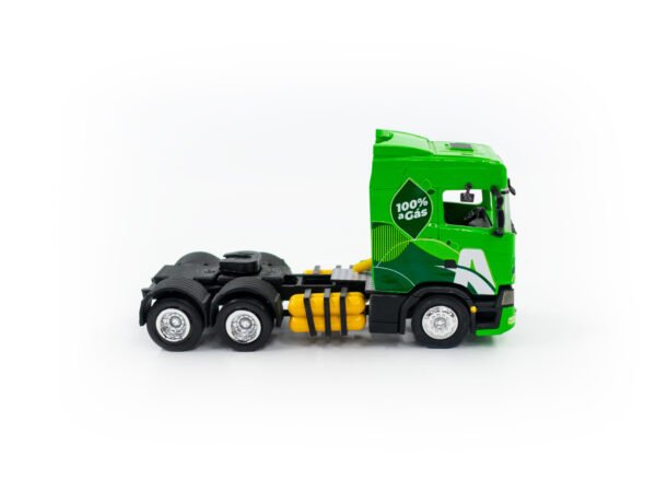 Miniatura de caminhão, cavalo mecânico Scania, modelo R-500 com kit gás